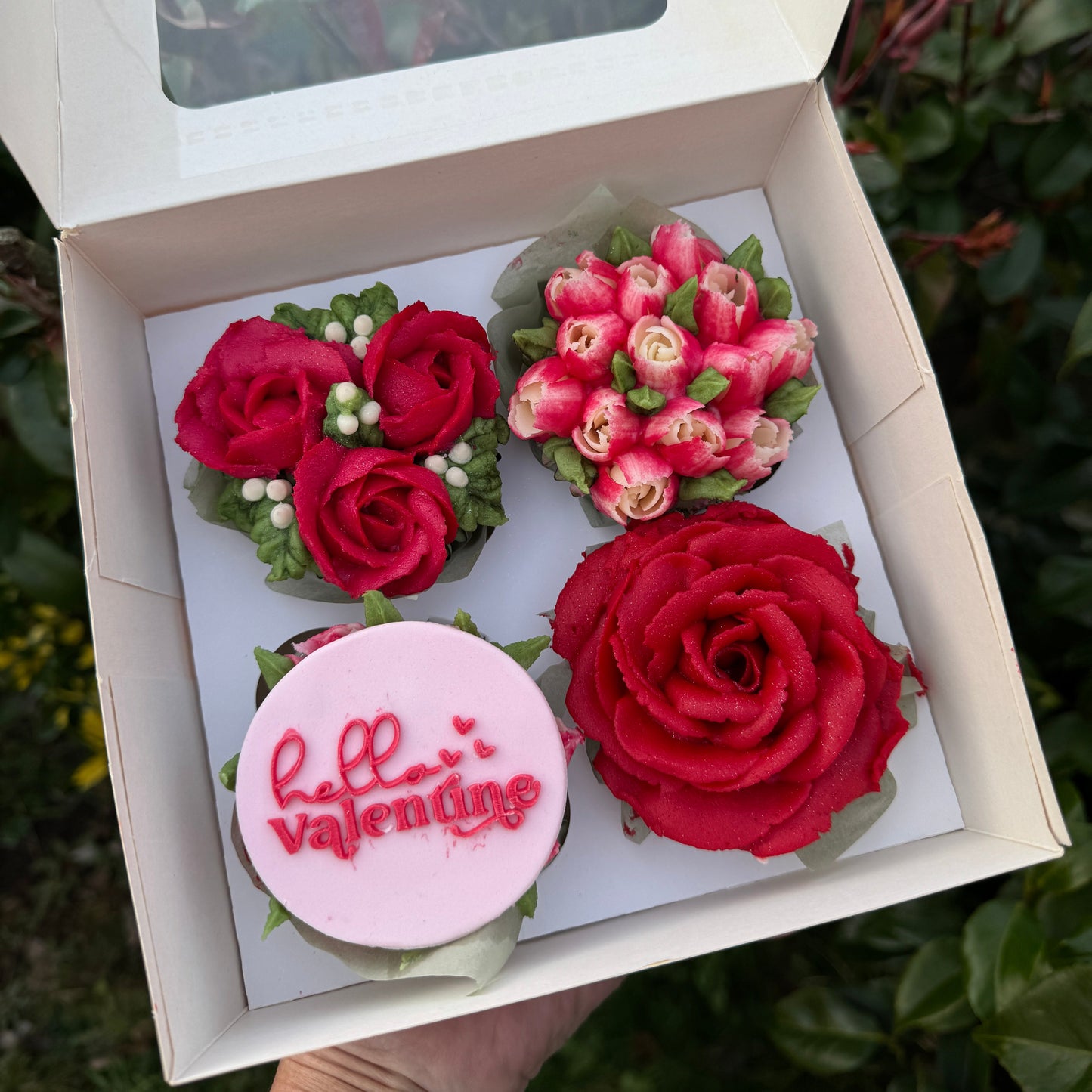 Valentines Cupcakes - Florals